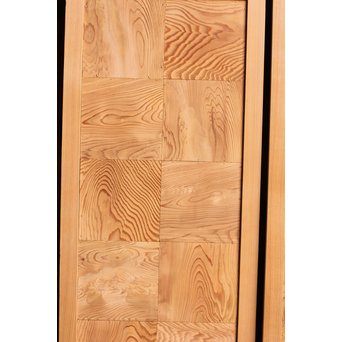 美品市松模様の杉板戸　　B637 