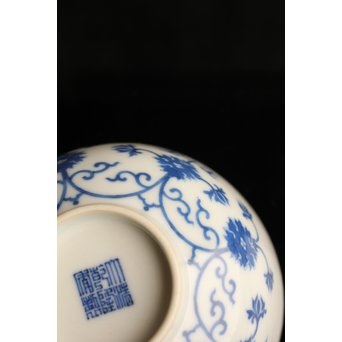 大清乾隆年製青花茶碗　K120 