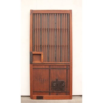 総欅鉄金具装飾の格子蔵戸　W532