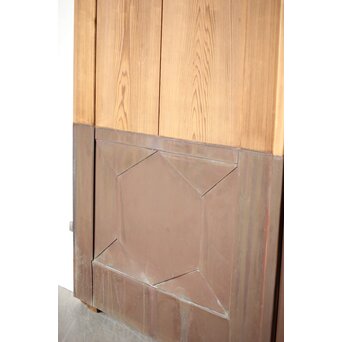 銅張門扉一対　W0154 古い日本建築の銅張デザインは素敵です