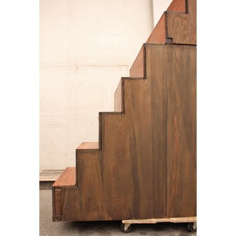 縦桟引戸の欅階段箪笥　M54 