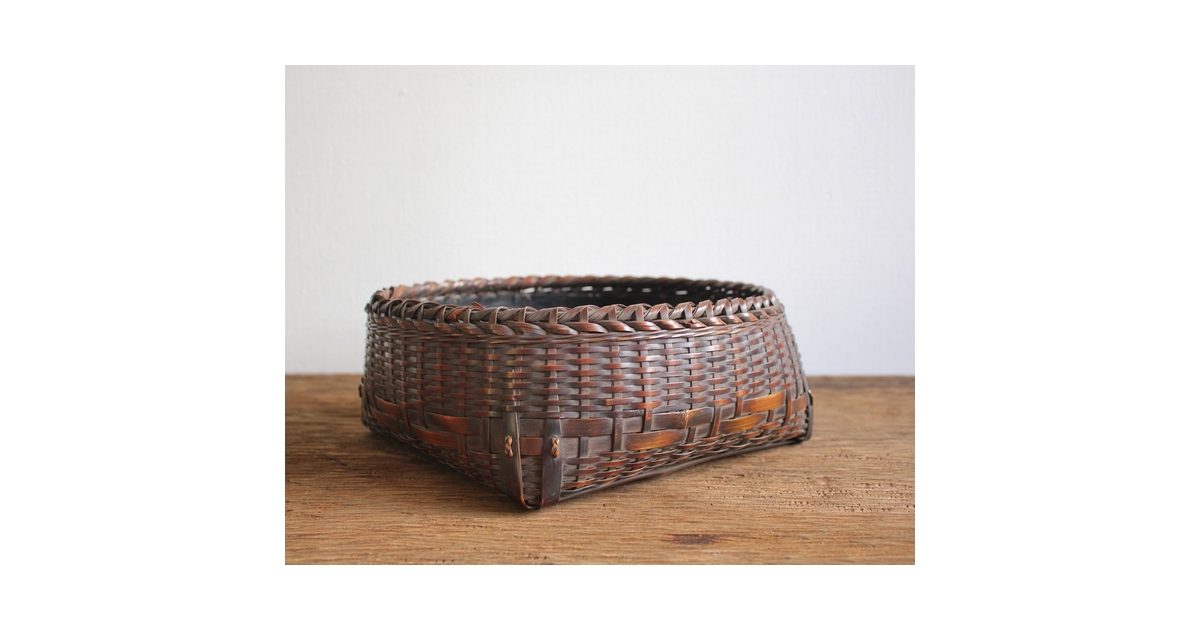 旭峯作 竹炭籠 U064｜骨董店 のびる 古美術 骨董 和風建具 蔵戸 買取の