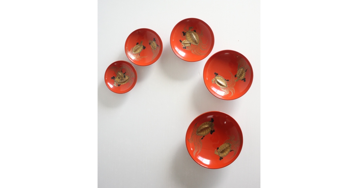 霊亀高蒔絵 五つ組盃 Q052｜骨董店 のびる 古美術 骨董 和風建具
