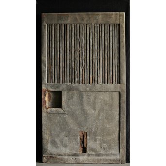 アルミ板の蔵戸　W007