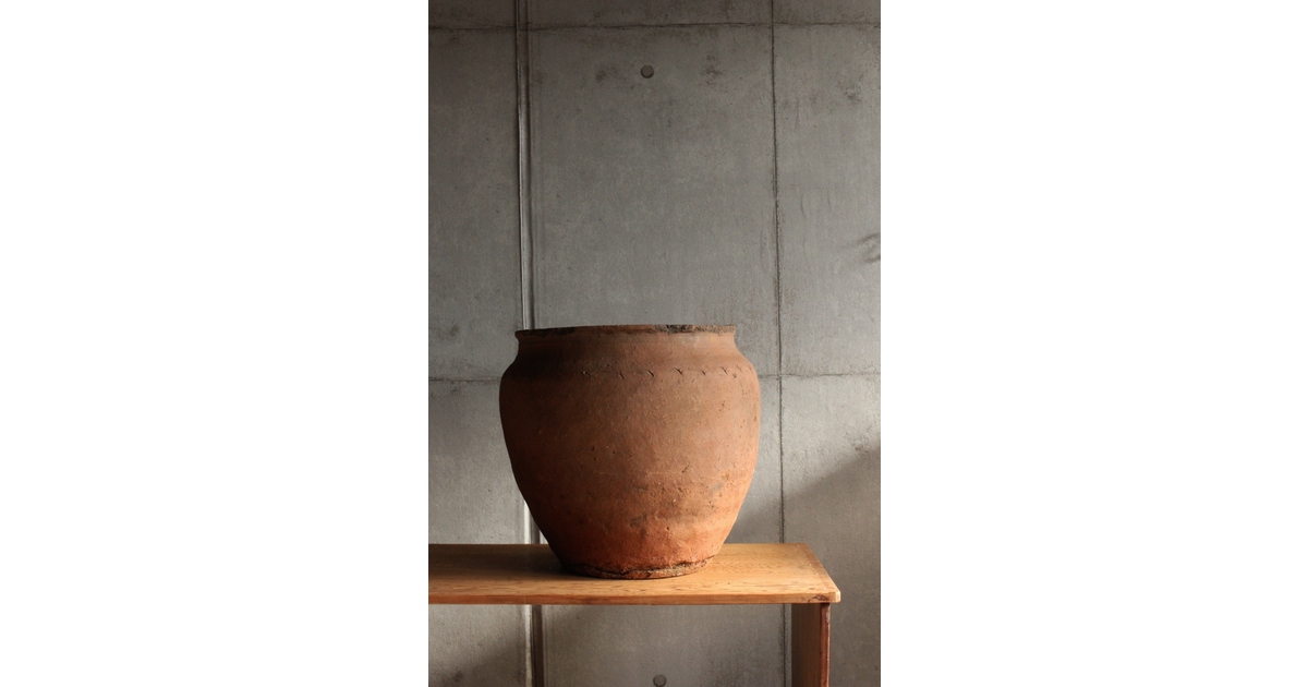 琉球 宮古島土器か 櫛目波状紋壺 P545｜骨董店 のびる 古美術 骨董