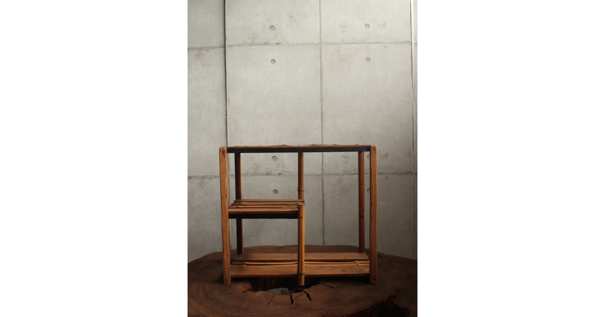 端材と竹の棚 U409｜骨董店 のびる 古美術 骨董 和風建具 蔵戸 買取の