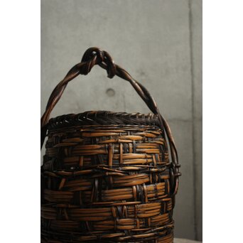 二代 飯塚鳳斎 白錆 古代雁尾形花籠　U419 