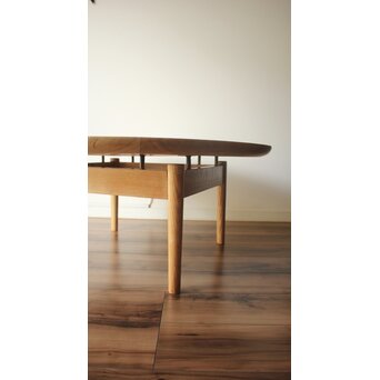 建築家邸宅使用 楢のテーブル　T484 