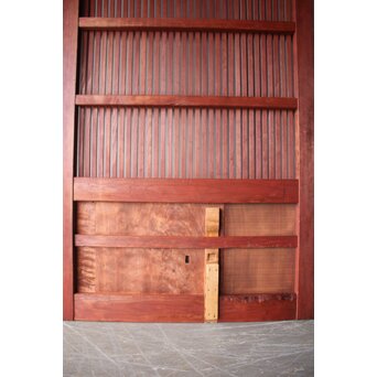 弁柄色 格子蔵戸　W0274 