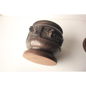 翠松亭梅や造 鋳造 鯉 銅火鉢一対　M493 