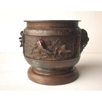 翠松亭梅や造 鋳造 鯉 銅火鉢一対　M493 