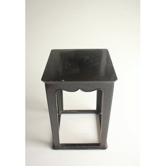 明代 漆器四方花台　Q417 