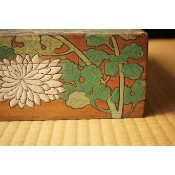 白菊 桐文箱　X654 