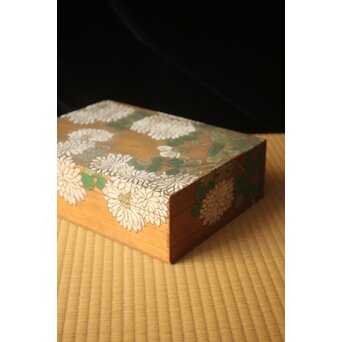 白菊 桐文箱　X654 