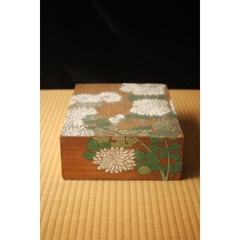 白菊 桐文箱　X654 