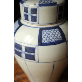 古伊万里 染付市松文茶壷　P666 