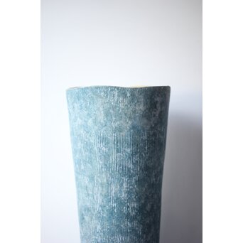 寺本守 線刻紋花器　P667 