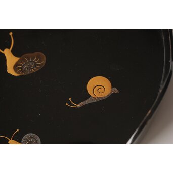 蝸牛蒔絵 盆 2枚1組　Q420 