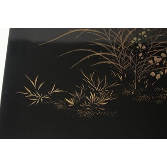 前大峰 秋草虫沈金 輪島塗冠台　Q421 