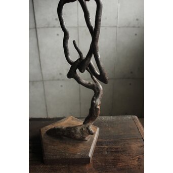 自然木燭台と猫足台　X655 